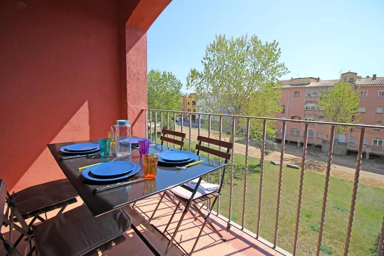 Basic Comfort Apartamento Gran Reserva Lluna 0053 Empuriabrava Spain