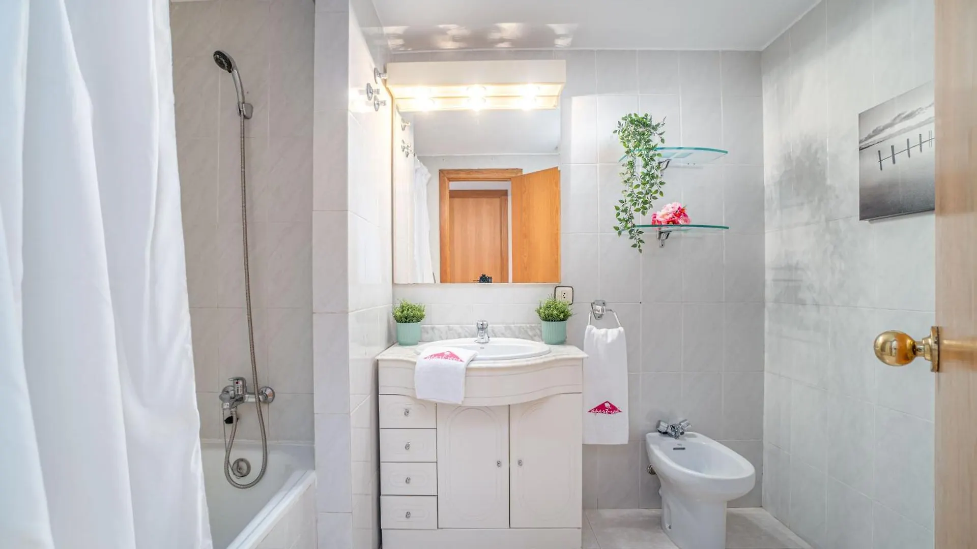 Basic Comfort Apartamento Gran Reserva Lluna 0053 Empuriabrava Apartment